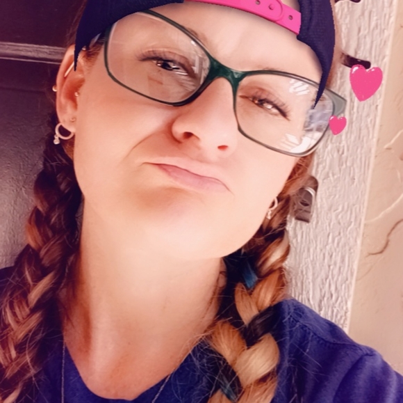 Meet your Posher, Patricia - Picture 4 of 4